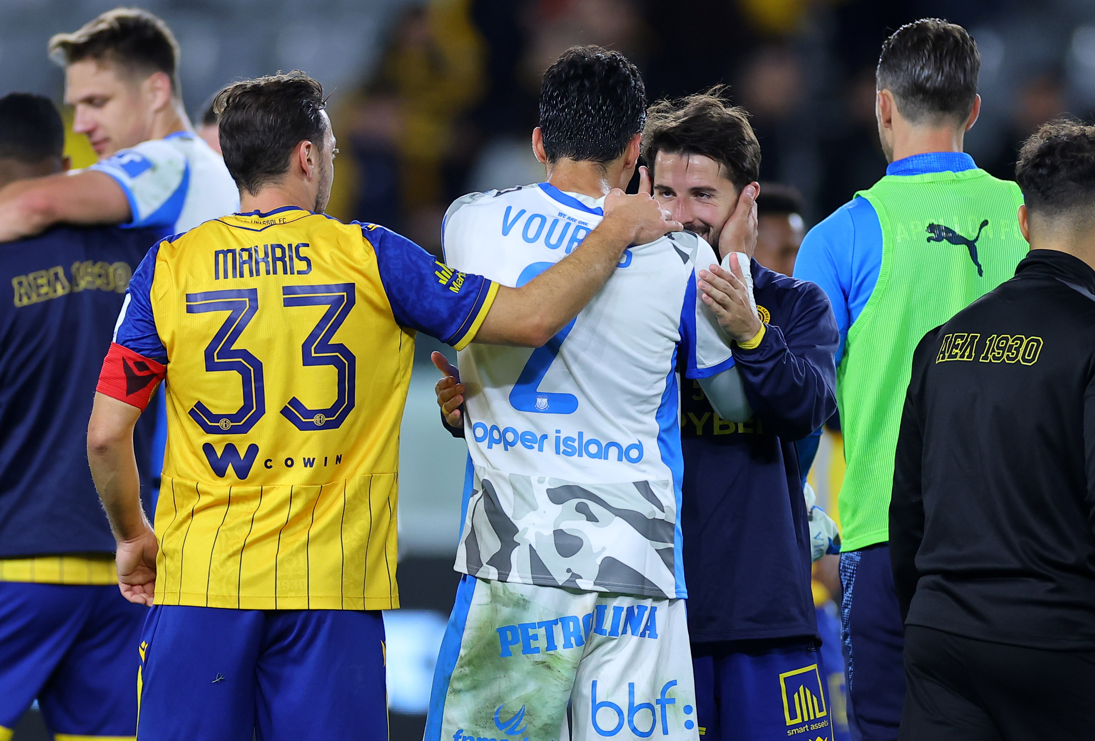 Αυτές τις εικόνες θέλουμε να βλέπουμε – Τι ΣΥΝΕΒΗ μετά το ντέρμπι ΑΕΛ