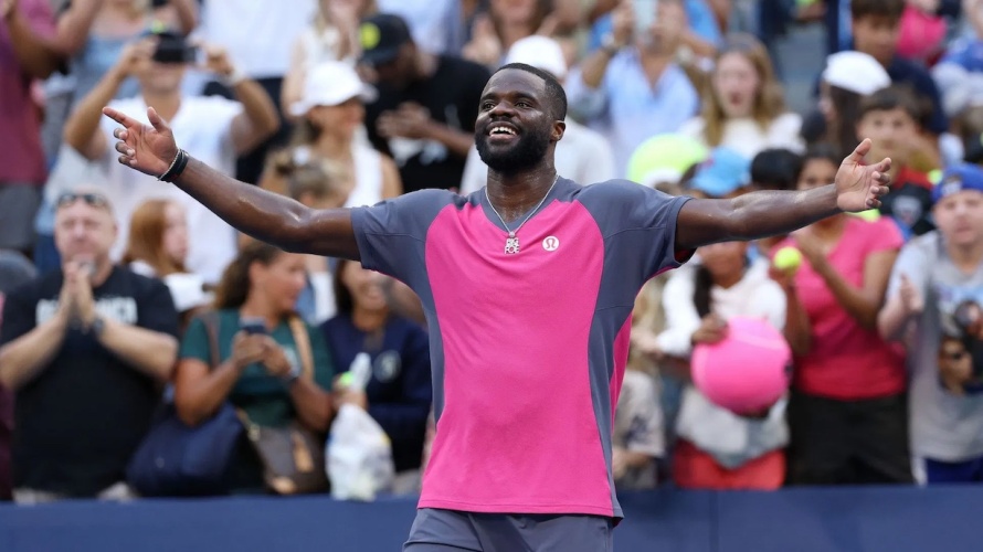 US Open: «Αλύγιστος» Τιάφο επέστρεψε από 0-2 και μπήκε τετράδα! (ΒΙΝΤΕΟ)