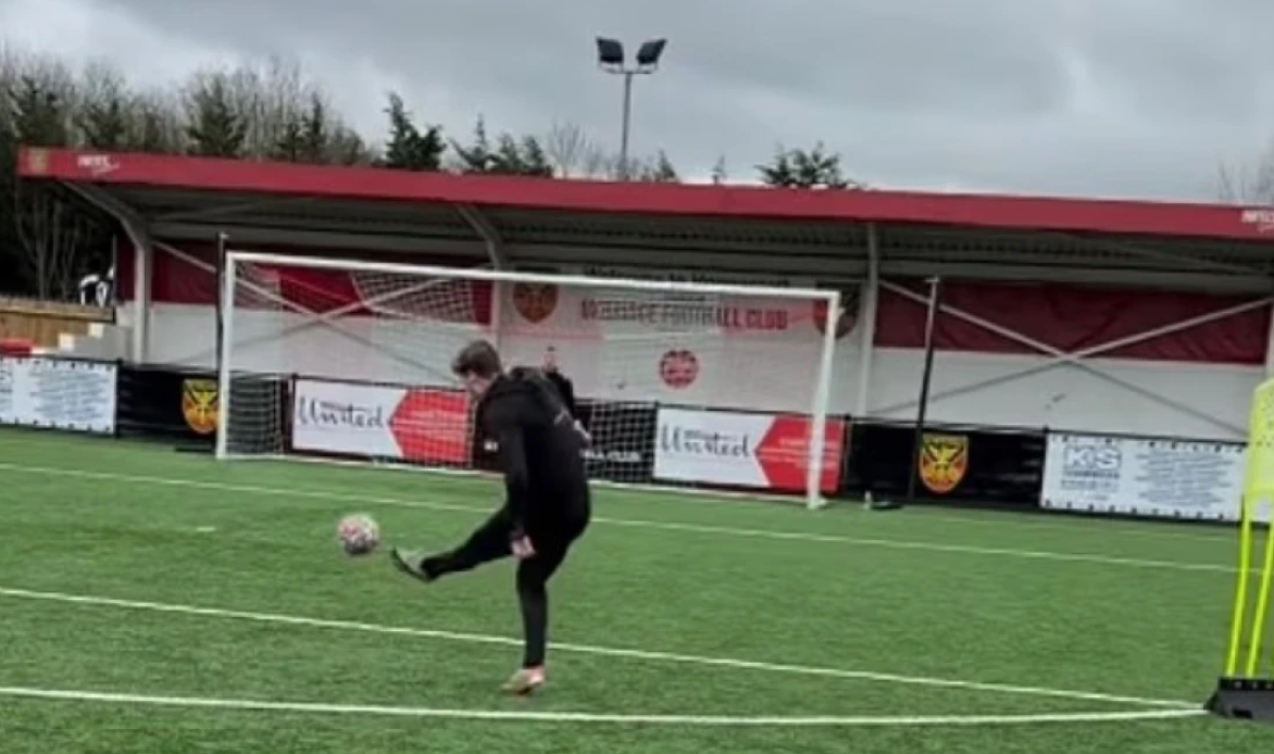 Πριν τρία χρόνια κόστιζε 100 εκατ. ευρώ, τώρα κάνει προπονήσεις σε ομάδα όγδοης κατηγορίας!