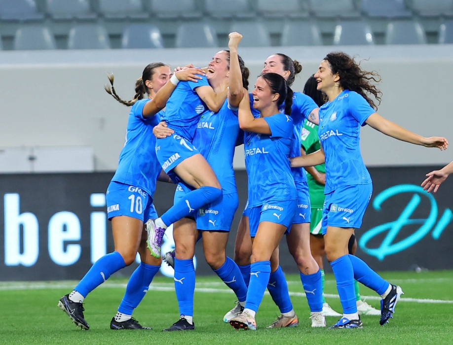 Δραματικός τελικός στο Αλφαμέγα και... ΚΥΑΝΟΛΕΥΚΟ το Κύπελλο - Χαμένο πέναλτι στο 90' για τον Άρη!