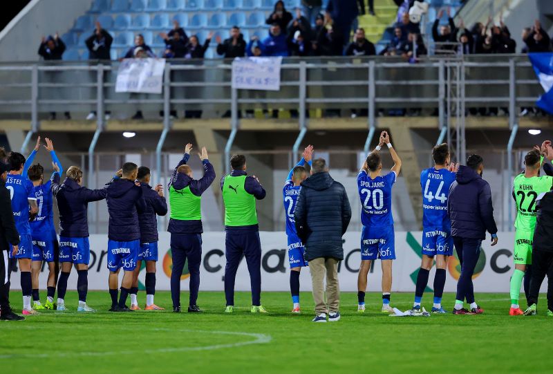 Ο κυνισμός κι άλλες σημειώσεις από την επίσκεψη στο «σπίτι των ανέμων»