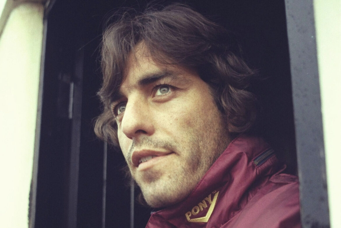 Η αιώνια προσμονή του Πάουλο Φούτρε