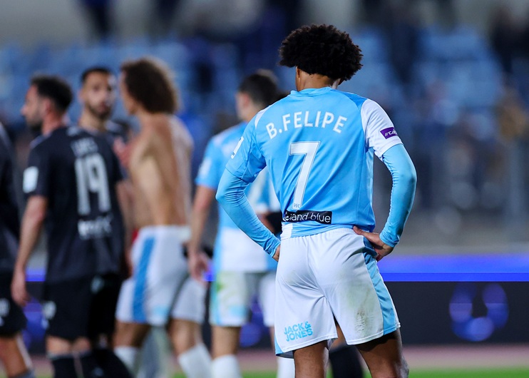 ΠΑΦΟΣ: Κόουτς, πάρ' το αλλιώς