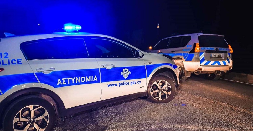 Εφιαλτικές στιγμές τα μεσάνυχτα για 20χρονο στη Λεμεσό - Του έκλεισαν τον δρόμο και τον λήστεψαν υπό την απειλή μαχαιριού