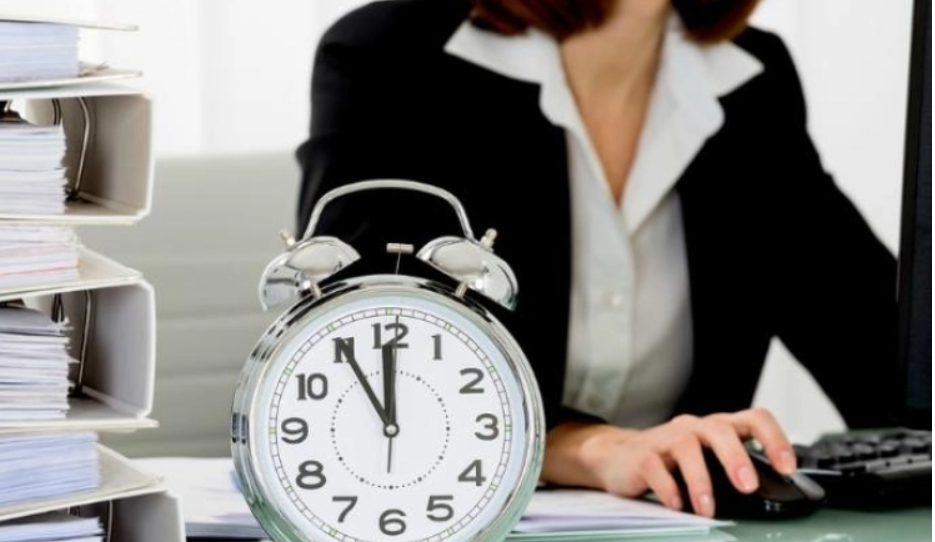 Productivity theatre: Όταν φαίνεσαι απασχολημένος αλλά δεν είσαι