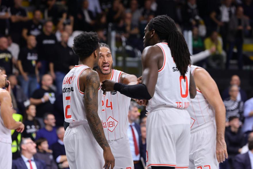 Φυγαδεύεται στην Αθήνα η αποστολή της Χάποελ Τελ Αβίβ