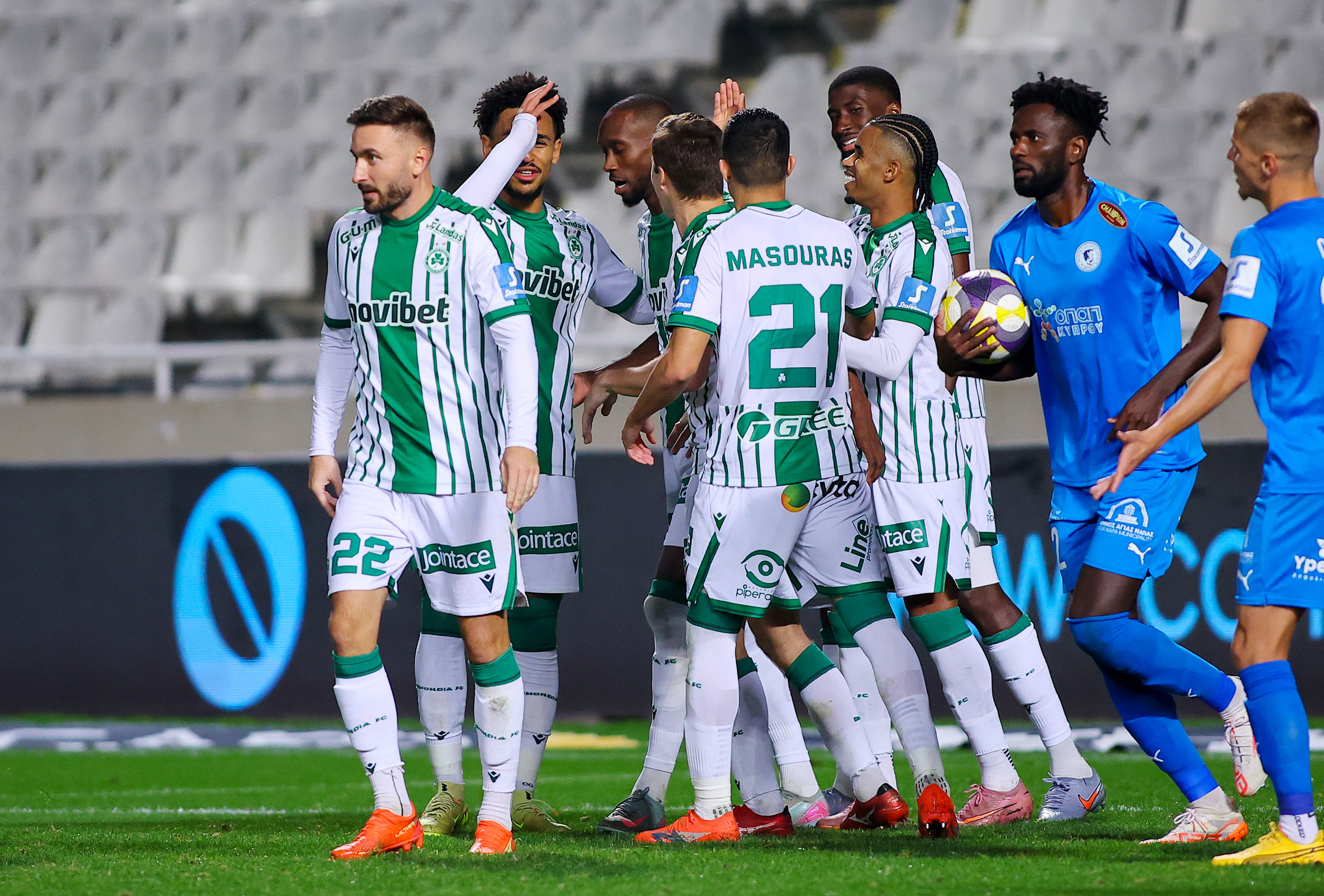 Έριξε ΤΕΣΣΑΡΑ στον Εθνικό και... -1 από την κορυφή