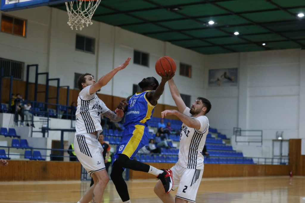 Διπλό του ΑΠΟΕΛ κόντρα στον Αχιλλέα Καϊμακλίου