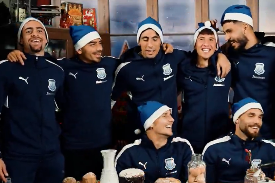 ΑΠΟΛΛΩΝΑΣ:  Ευχές με τραγούδια από παίκτες! (ΒΙΝΤΕΟ)