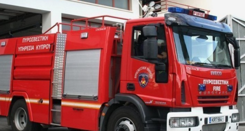 Συναγερμός: Πυρκαγιά σε εξέλιξη μεταξύ Ομόδους και Μαντριών - Από πού φαίνεται να προέκυψε - Δείτε βίντεο