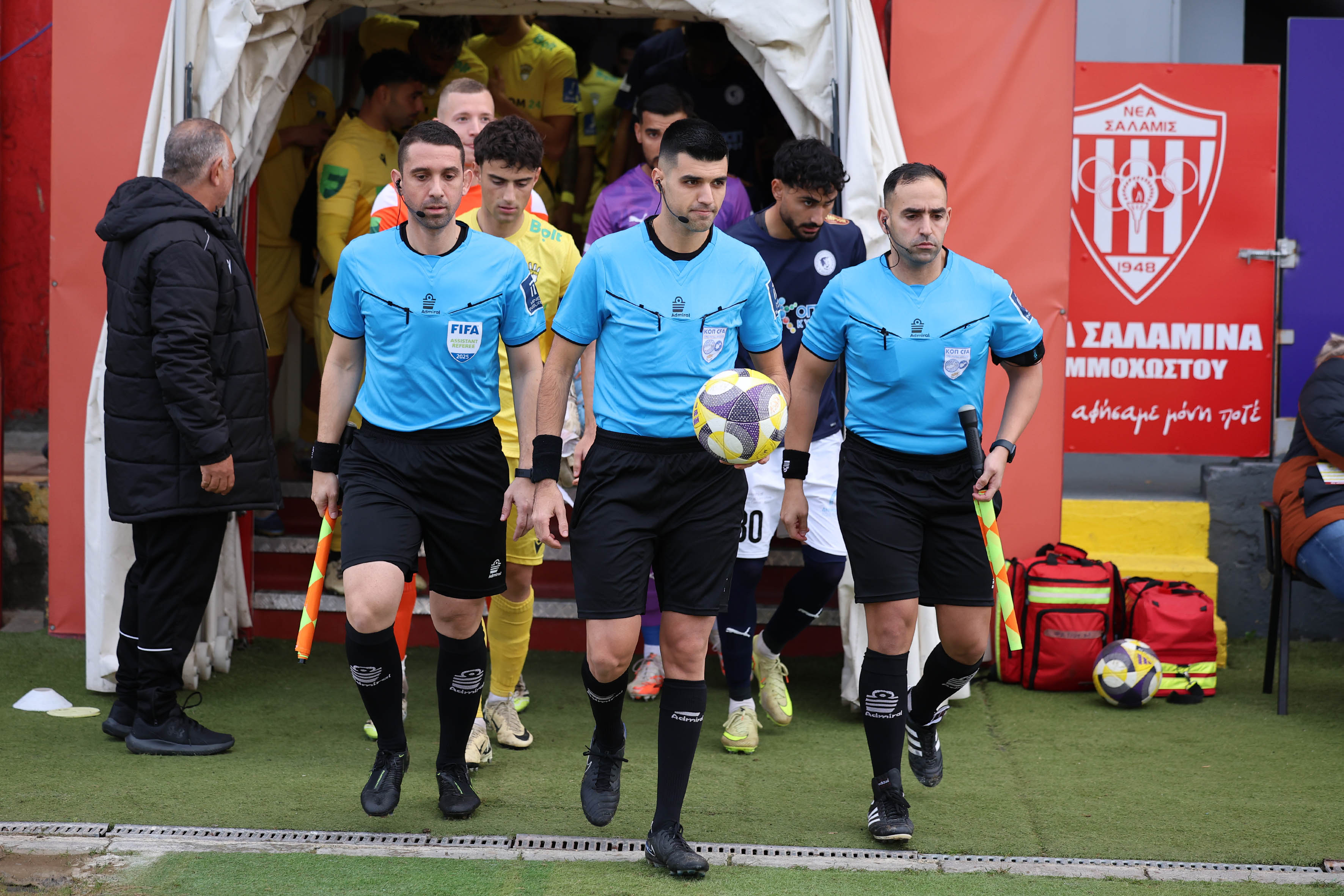 Από επιθετικό φάουλ... πέναλτι μέσω VAR! 