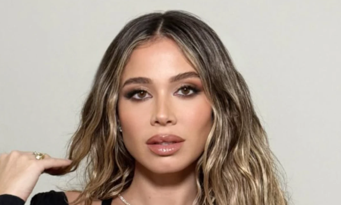 Πολλοί τις χαρακτήρισαν ανάρμοστες - Οι αντιδράσεις για τις αποκαλυπτικές φωτογραφίες της εγκύου Λεότα