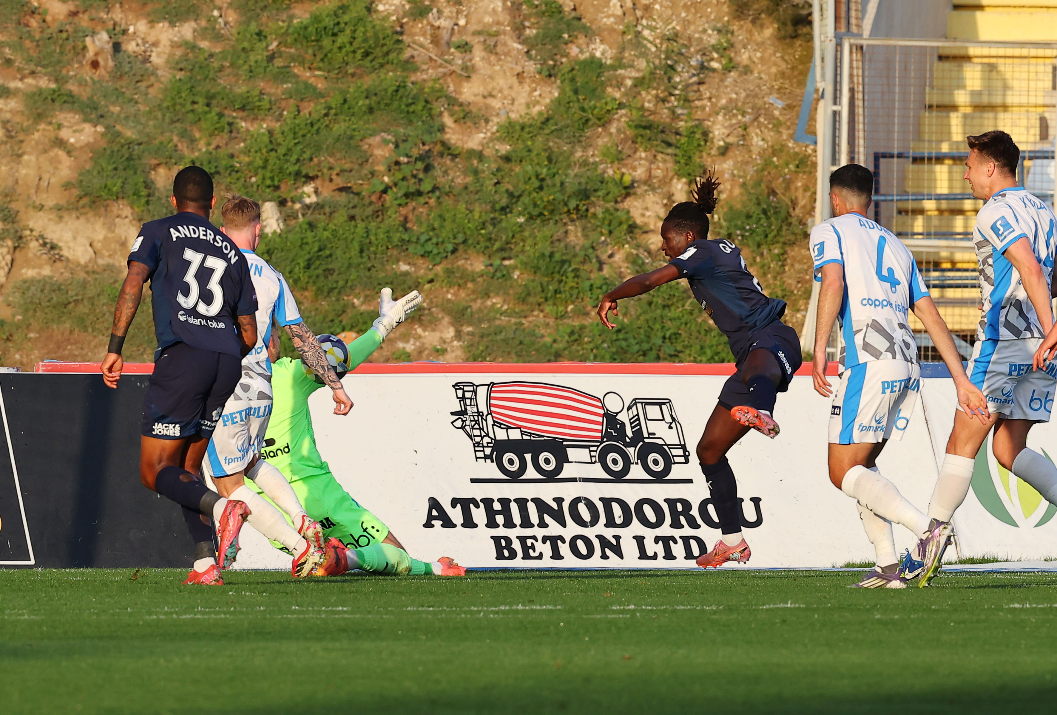 ΓΚΟΛ ο Κίνα, 1-0 η Πάφος!