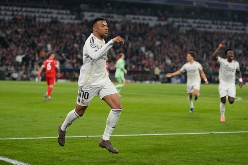 Εμπαπέ: «Έσπασε» τα κοντέρ στο Champions League - Πλησίασε στα... μισά του δρόμου τον Κριστιάνο Ρονάλντο!