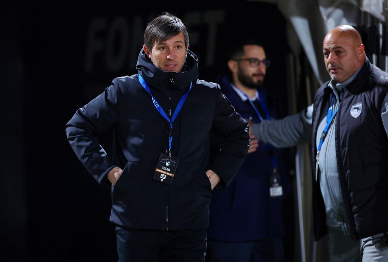 Στην Αμέρικα βελτίωσε και τα αγγλικά του… 