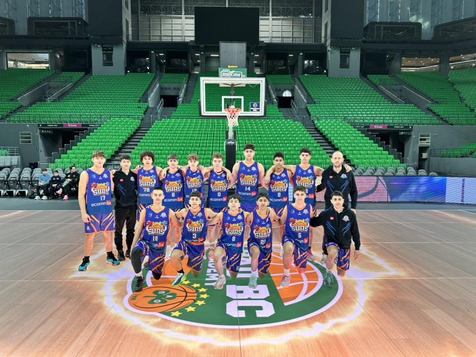 Ιστορική εμπειρία για Chalkanor Suns – Η πρώτη κυπριακή ομάδα που αγωνίστηκε στο Glass Floor του Τ Center Arena (OAKA)