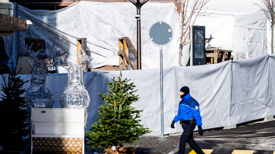 Τραγωδία στο Κραν Μοντανά: «Σερβιτόρος στους ώμους συναδέλφου του έβαλε φωτιά στο ταβάνι του μπαρ με βεγγαλικό» λέει αυτόπτης μάρτυρας (ΒΙΝΤΕΟ)