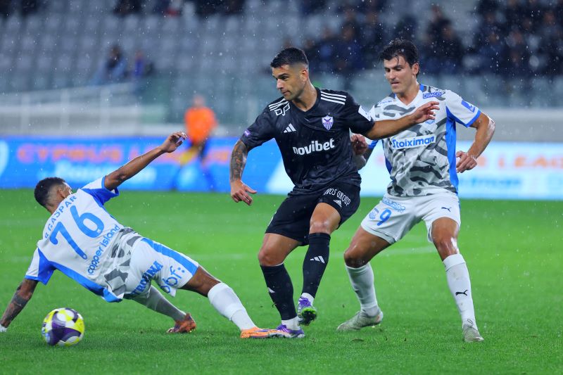 Μετά τον Σένσι… ο παίχτης με το νούμερο 5!