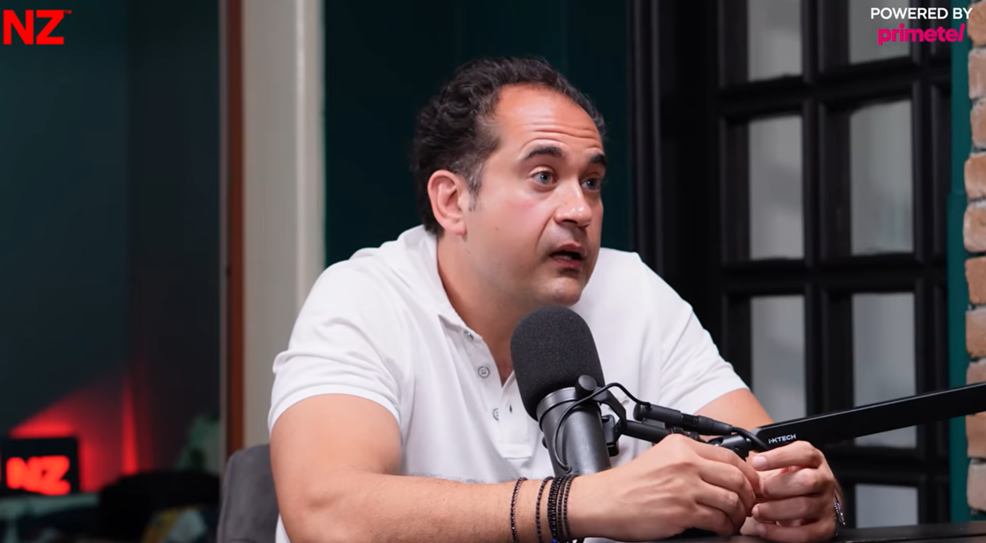 «Πρέπει να δουλέψεις για να κερδίσεις εκείνα τα έξτρα μέτρα που θα σου δώσουν το πρωτάθλημα» (ΒΙΝΤΕΟ)