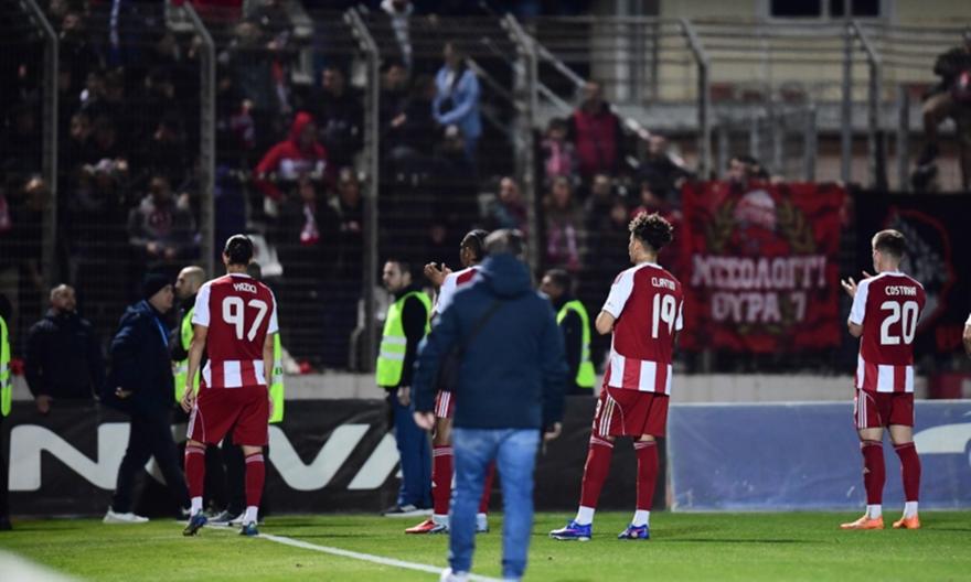 Συγγνώμη από τους παίκτες - Τους τα έψαλλαν οι οπαδοί!