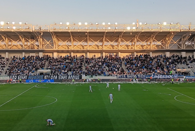 Διακοπή 7 λεπτών στο Απόλλων-Εθνικός με το... «καλησπέρα»! Δείτε γιατί (ΦΩΤΟΓΡΑΦΙΕΣ)