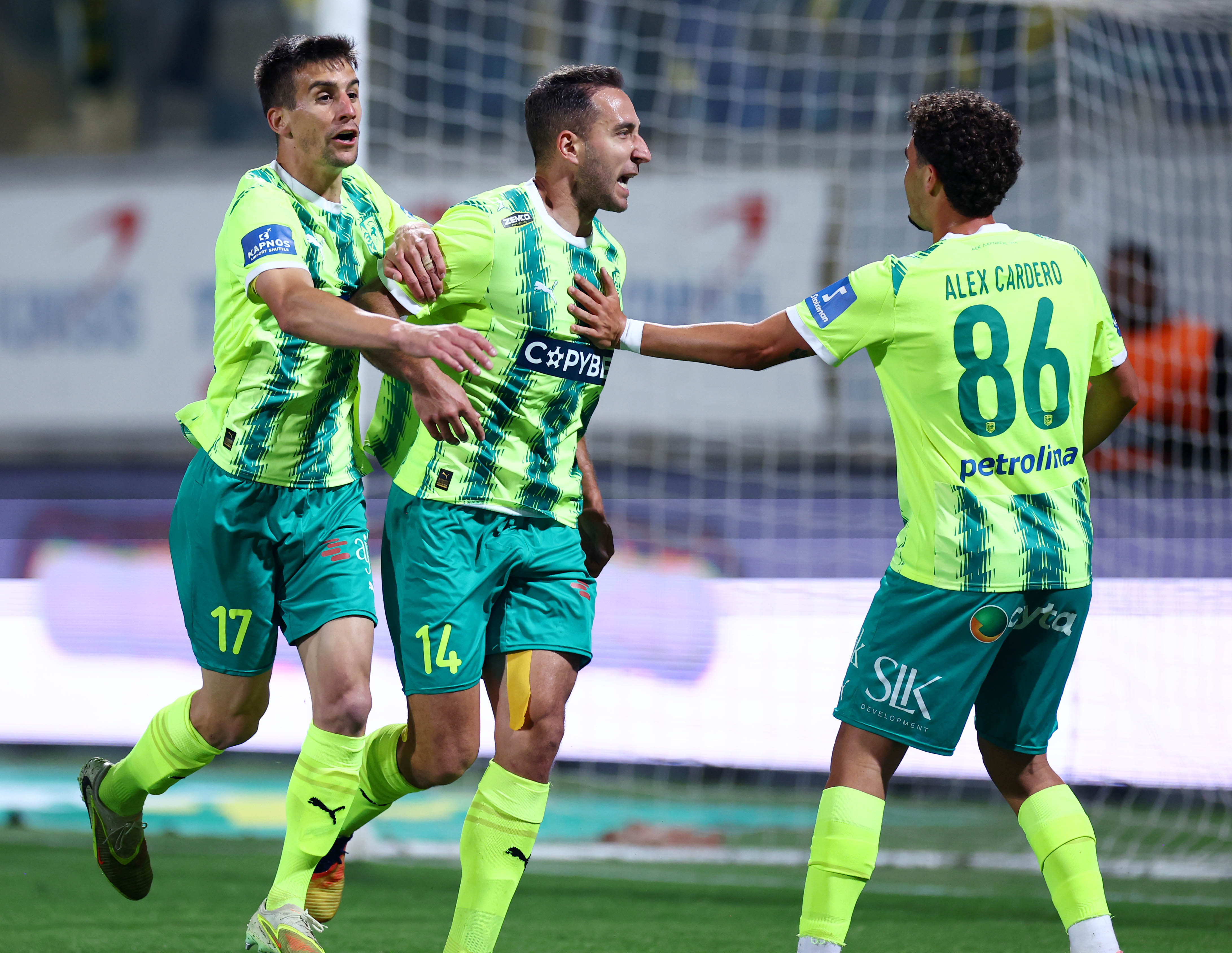 ΑΕΚ-ΑΡΗΣ 2-0! Οι αρχηγοί την οδήγησαν στην νίκη