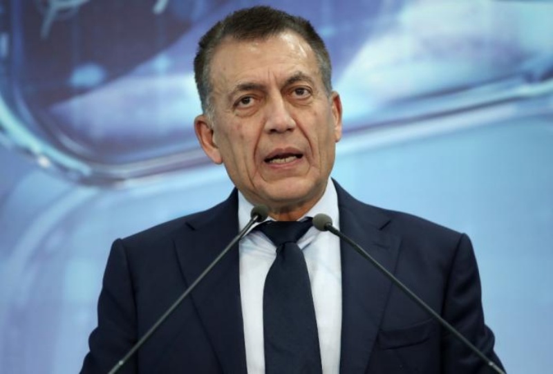 Η… μεγαλοπρεπής κωλοτούμπα Βρούτση και Ελληνικής Κυβέρνησης για τους τελικούς των «αιωνίων»