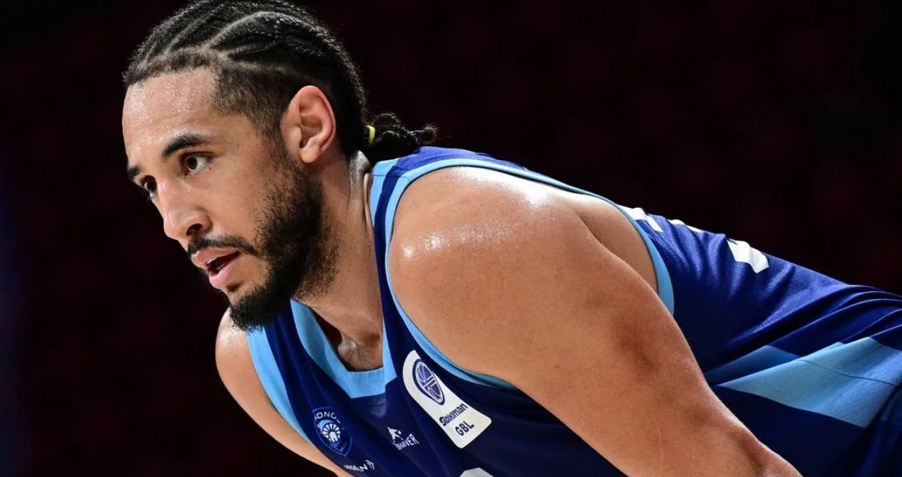 Η Μύκονος Betsson ευχήθηκε σε Ολυμπιακό, Παναθηναϊκό, ΑΕΚ, ΠΑΟΚ για τις ισπανικές τους μάχες με επικό τρόπο: “Όλα ξεκίνησαν από το Μύκονος vs Ίμπιζα”