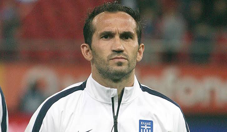 «Είναι μεγάλης κλάσης ποδοσφαιριστής, δίνει θετική αύρα μόνο και μόνο με την παρουσία του»