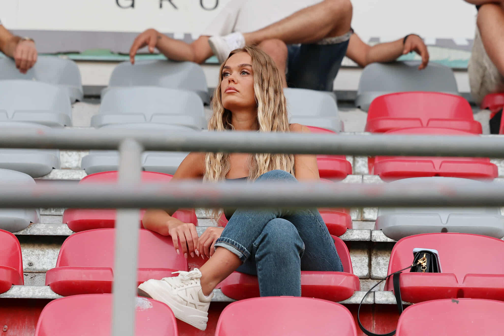 Κρασάβα-Ανόρθωση: Η πανέμορφη φίλαθλος που ξεχώρισε στο "Αμμόχωστος"