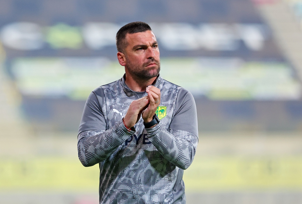 ΜΑΡΤΙΝΕΘ: «Θέλω να αφιερώσω τη νίκη στον Καραπατάκη γιατί το αξίζει»