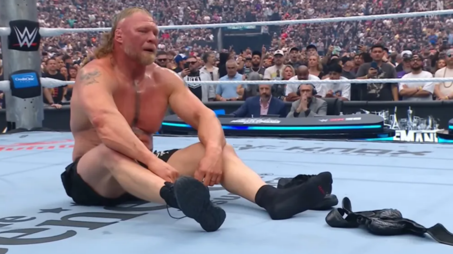 ΣΟΚ στο WWE: Αποσύρεται από τα ρινγκ ο Μπροκ Λέσναρ μετά την ήττα του - Το συγκινητικό τέλος σε μια τεράστια καριέρα (VIDEOS)
