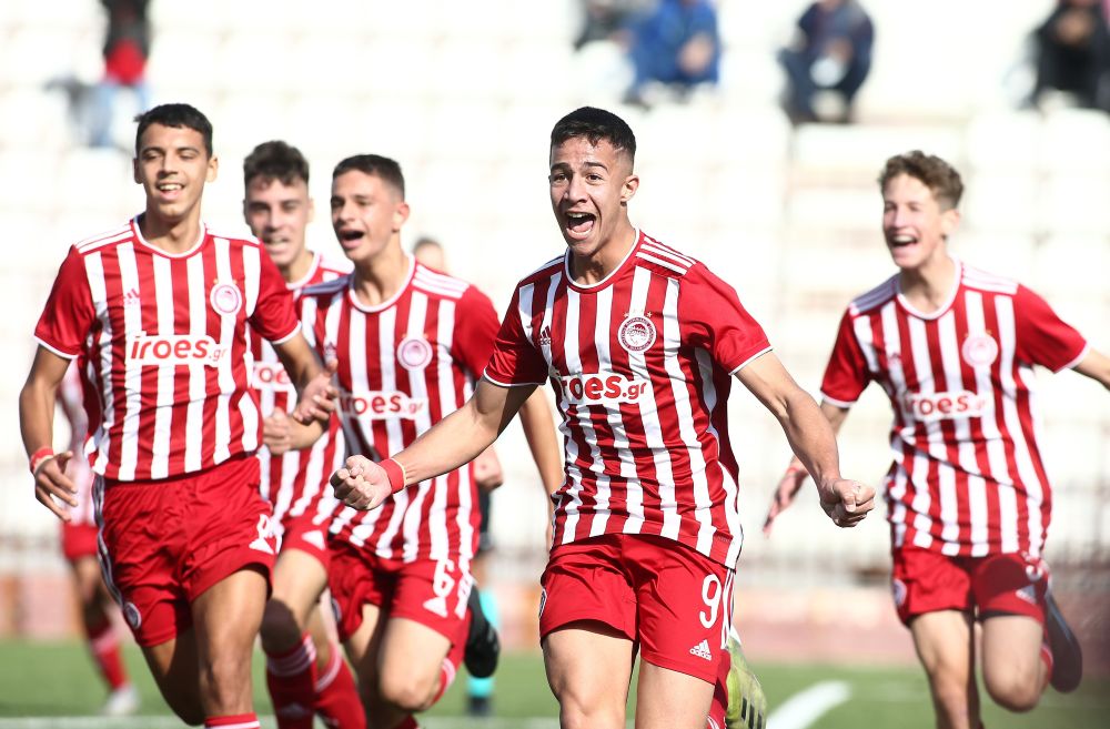 Κι όμως, ο Κωστούλας είχε πετύχει ψαλιδάκι και στην Ελλάδα! (BINTEO)