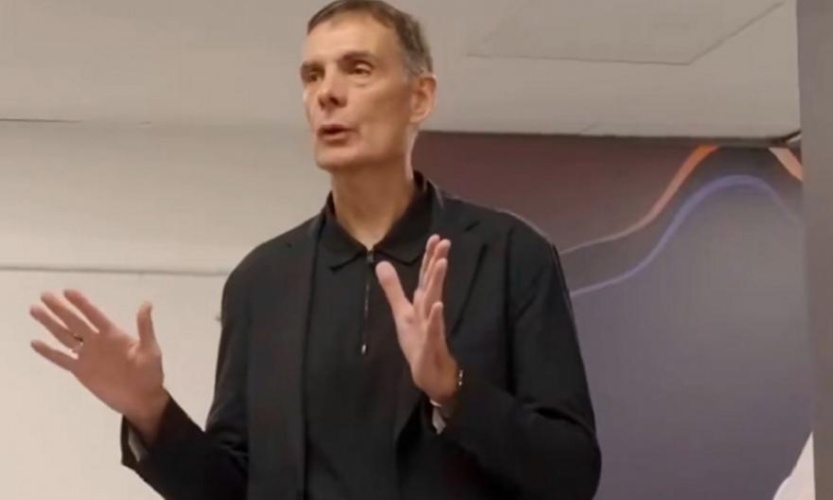 «Μείνετε ταπεινοί και συγκεντρωμένοι»: Η ομιλία Μπαρτζώκα στα αποδυτήρια μετά την πρόκριση στον τελικό (ΒΙΝΤΕΟ)