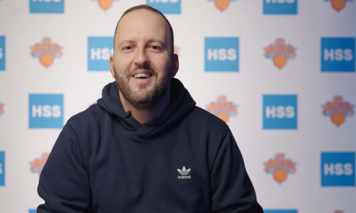 «Jerry the Greek»: Ποιος είναι ο Γεράσιμος Κόκκινος που βραβεύθηκε από τους Νικς και το ΝΒΑ