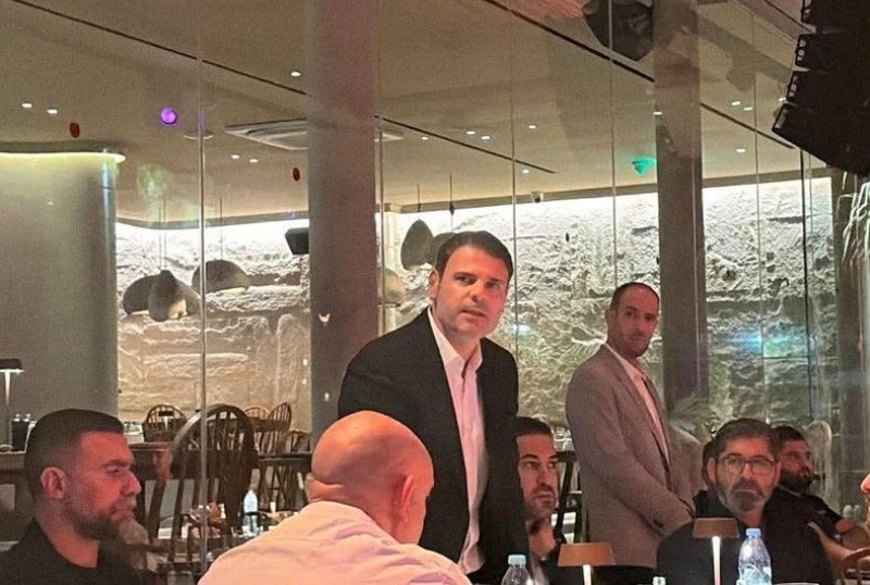 «Στην Ανόρθωση για λόγους πολύ μεγαλύτερους από το ποδόσφαιρο» - Το μήνυμα του Προέδρου στο δείπνο με τους εκπροσώπους των ΜΜΕ