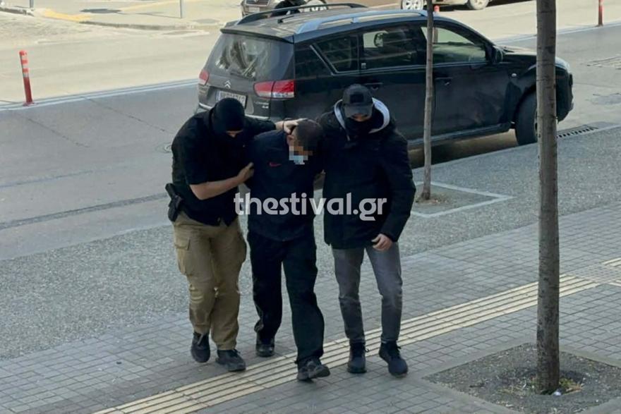 Θεσσαλονίκη: Για ανθρωποκτονία από πρόθεση διώκεται ο 23χρονος οπαδός για τη δολοφονία του 20χρονου οπαδού