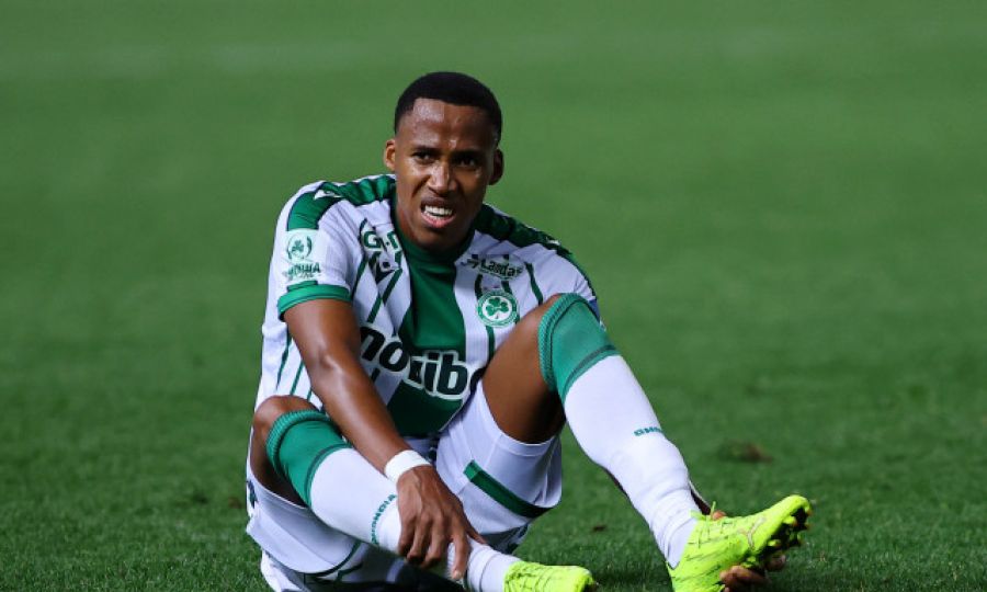 Πλήγμα με Μαγιαμπέλα!