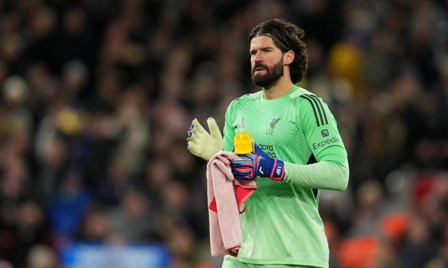 Σε συζητήσεις με τη Λίβερπουλ για την απόκτηση του Άλισον