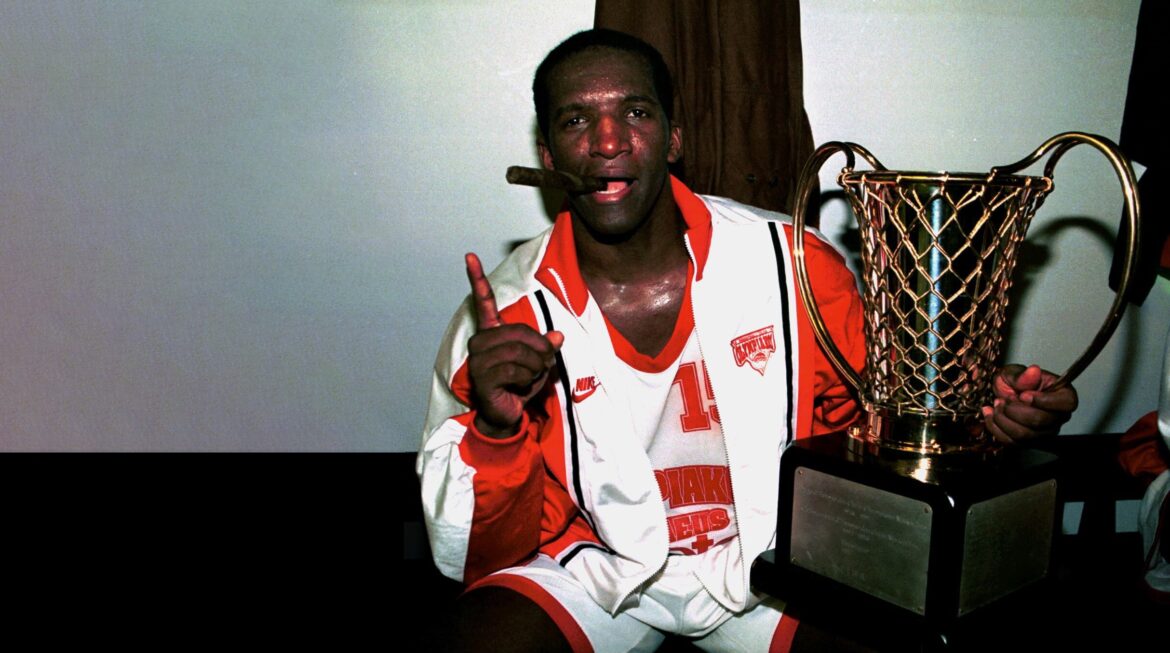 Ντέιβιντ Ρίβερς: Το ρυάκι που έγινε χείμαρρος