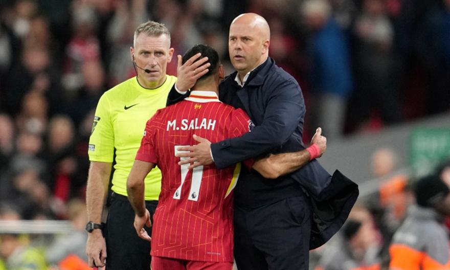 Έθαψαν το… τσεκούρι του πολέμου: Ο Σλοτ επανέφερε στην αποστολή της Λίβερπουλ τον Μο Σαλάχ!