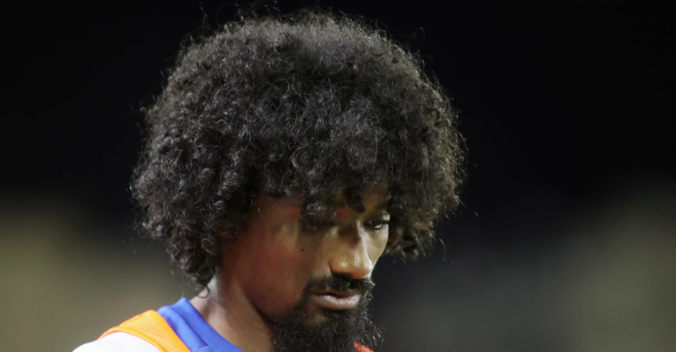 Viral στο Κύπελλο Εθνών Αφρικής ο Μουτουσαμί που απέφυγε την αποβολή χάρη σε ένα... φορείο (ΒΙΝΤΕΟ)