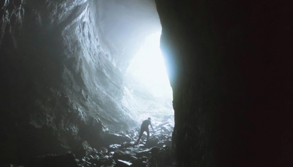  Το 1962, ένας γεωλόγος μπήκε σε μια σπηλιά: 2 μήνες αργότερα, είχε κατά λάθος εφεύρει νέο τομέα της βιολογίας (vid)