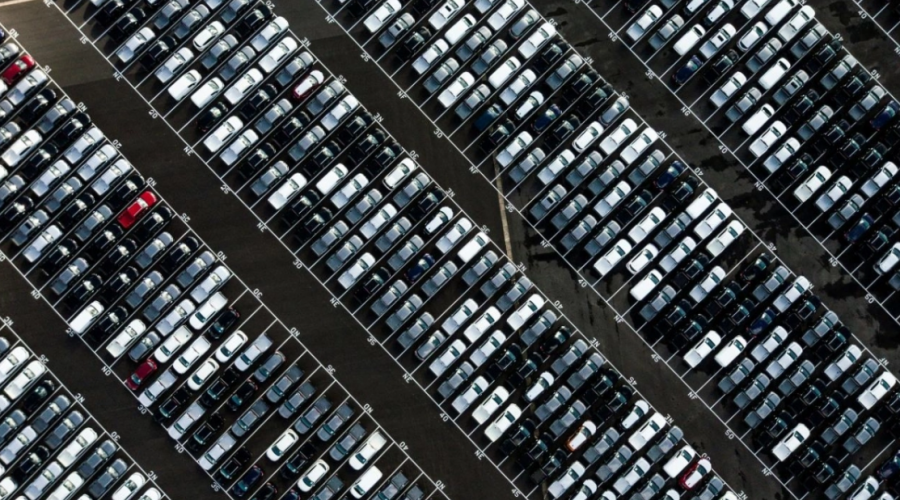 Μεγάλη και γνωστή αυτοκινητοβιομηχανία αποσύρει 400.000 μοντέλα – Κίνδυνος να φύγουν οι τροχοί εν κινήσει (ΒΙΝΤΕΟ)