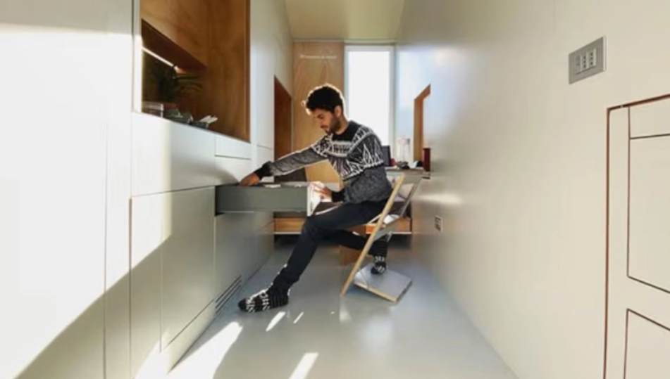 Αρχιτέκτονας ζει σε σπίτι 9 τ.μ. που μετακινείται και αψηφά τους κανόνες της παραδοσιακής κατοικίας!