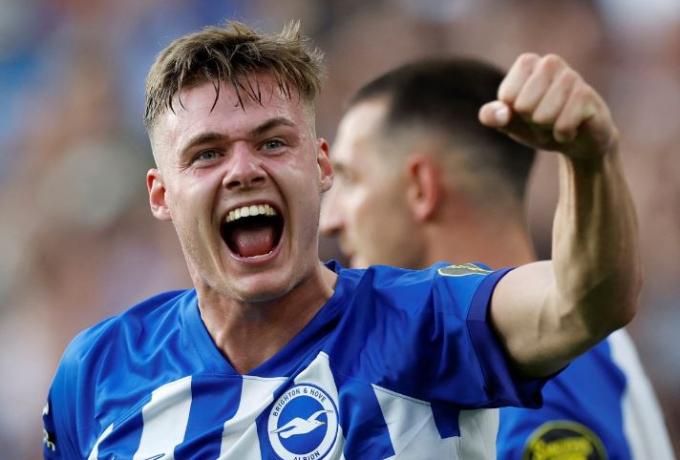 Υπέγραψε νέο συμβόλαιο με την Μπράιτον ο 19χρονος Φέργκιουσον