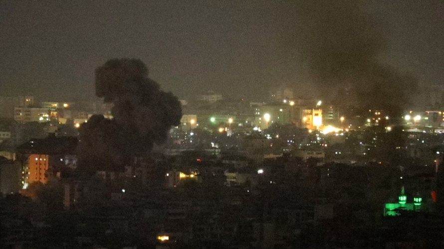 LIVE: Φλέγεται η Μέση Ανατολή - Σήκωσαν stealth βομβαρδιστικά Β-2 οι ΗΠΑ, βομβάρδισαν το νησί Χαργκ - Με αντίποινα απειλεί το Ιράν