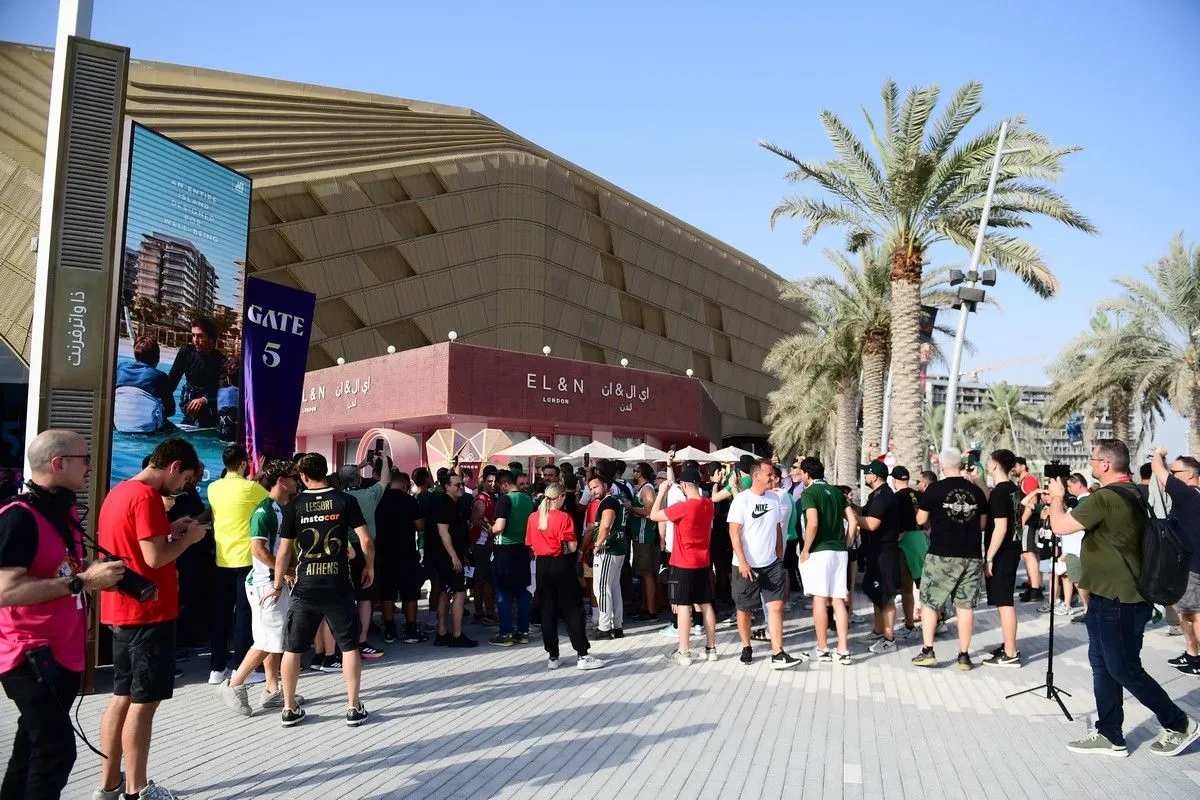 Final Four 2025: Απαγορεύτηκε η είσοδος στην Etihad Arena σε οπαδούς του Ολυμπιακού που φορούσαν κελεμπίες