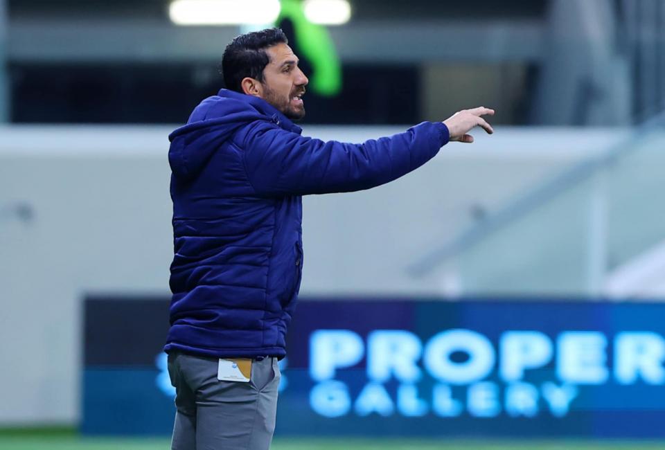 ΝΙΚΟΛΑΟΥ: «Πρέπει να σηκώσουμε κεφάλι - θα κάνουμε μεταγραφές»