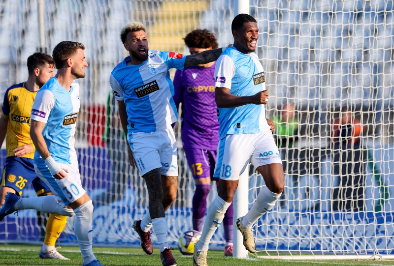 Πρόκριση στον τελικό με τριάρα για την Πάφο - Καλύτερη στο πρώτο ημίχρονο η ΑΕΛ την «κρέμασε» ο Οτσόα στο δεύτερο